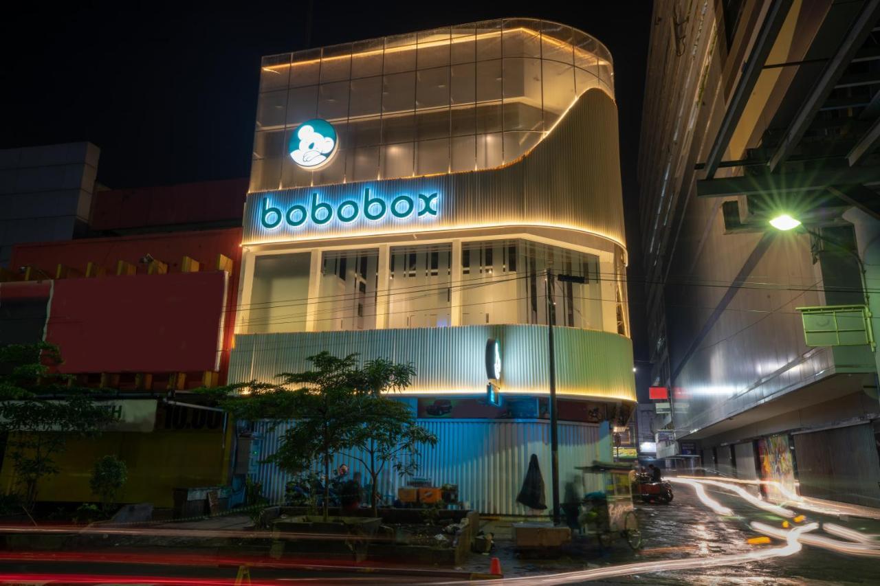 Bobopod Alun-Alun, Bandung Hotell Exteriör bild